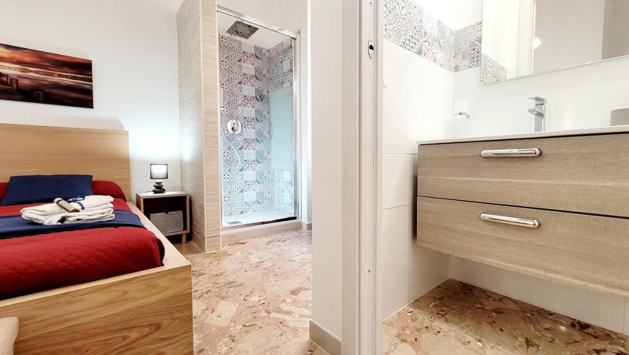 Zanzi 'S Charming Rooms Avola Eksteriør billede
